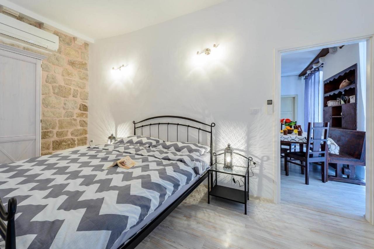 Apartments And Room Le Petit Nono Dubrovnik Exteriör bild